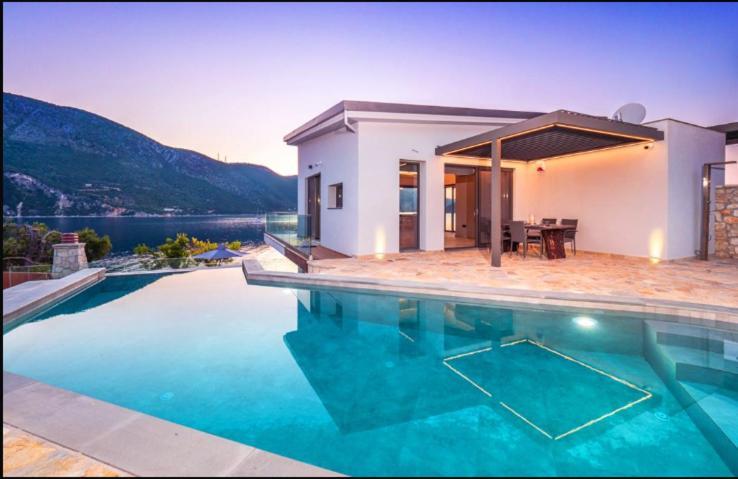 Mr Grey Luxury Villa Spartokhórion Exterior foto